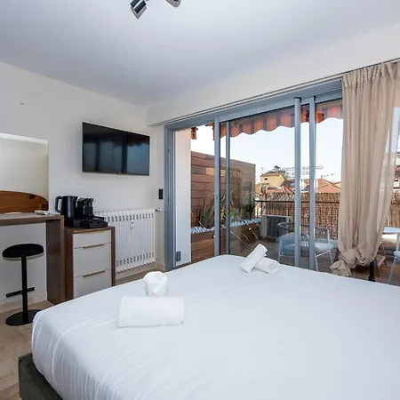 Apartman Merlot - Welkeys Cannes